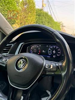 ڤۆڵکسواگن جێتا